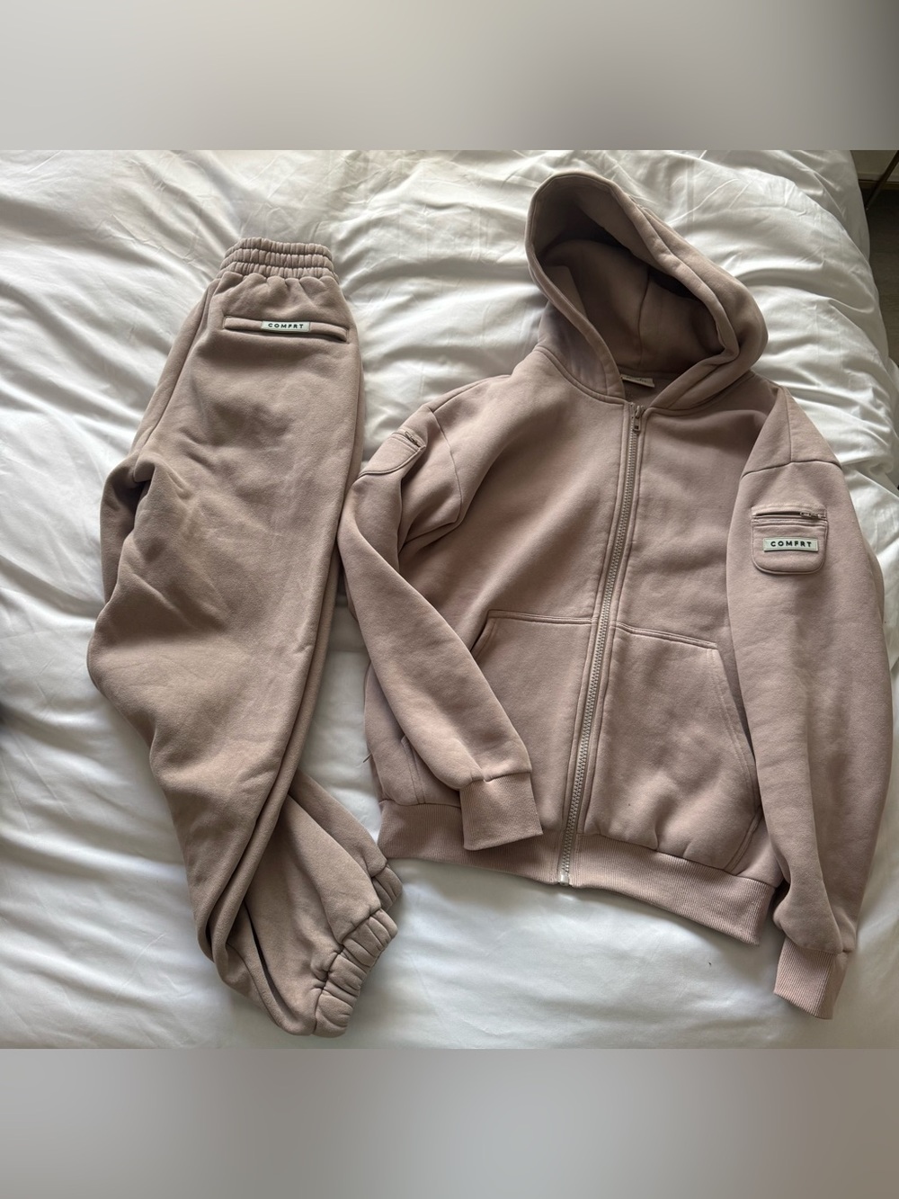 COMFRT SET zip up hoodie sweatshirt + joggers sweatpants SMALL travel essentials